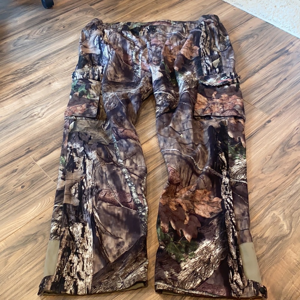 Mossy Oak Camoe Men’s 2X Cargo Scent Factor Pants